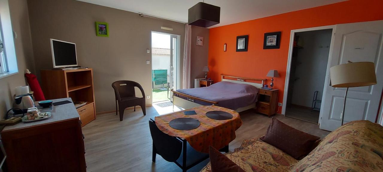 Chambre d'hôte Fleur de Potager Les Sables-dʼOlonne Exterior foto